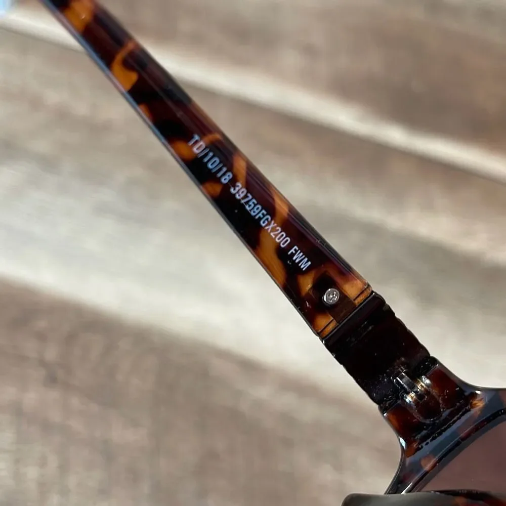 Foster‎ Grant Women's Tort Rectangle Sunglasses T07 Brown